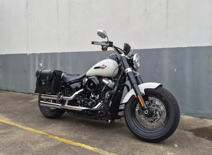 Harley-Davidson Softail Slim 2018 (baixa km)