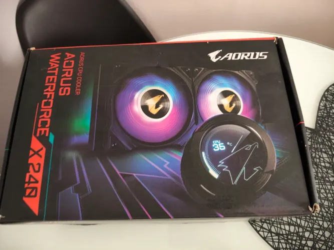 Aorus Waterforce x240