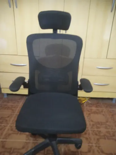 CADEIRA GIRATÓRIA 