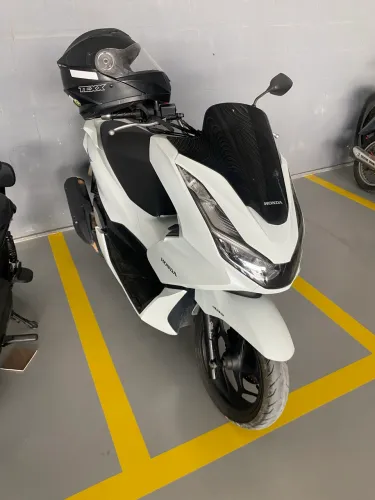 Vendo Honda PCX 2024 ABS