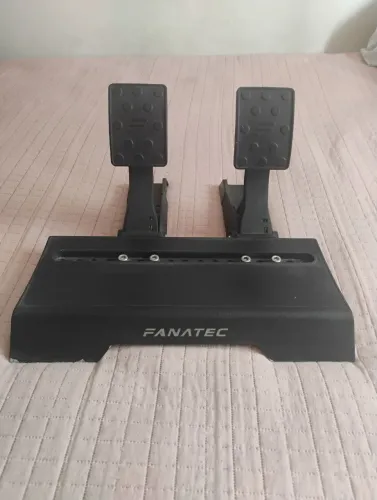 Conjunto de pedais profissional Fanatec CSL Elite Pedals