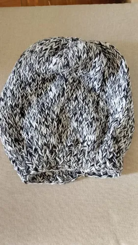 Gorro Touca de Frio para Adultos - Branco e Preto