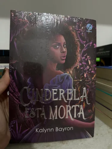 Livro ?Cinderela está morta? - Kalynn Bayron