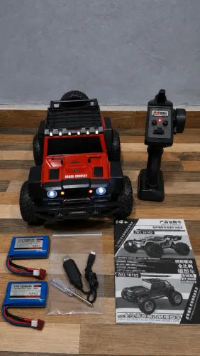 Automodelo scy16104 escala 1/16  com duas baterias 