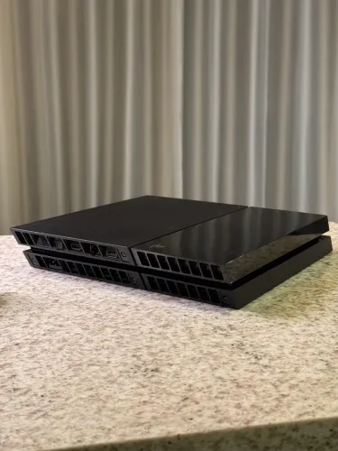 PS4 500GB Completo - 2 Controles + Câmera + 3 Jogos | Único Dono