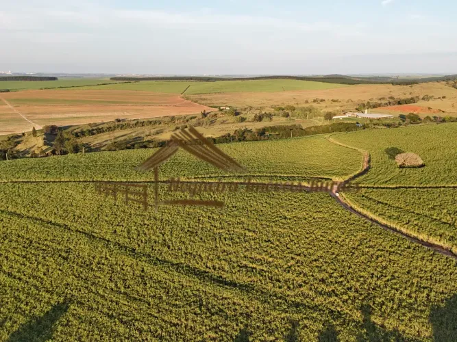 Fazenda com 470 alqueires na região de Agudos-SP