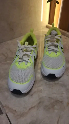 Tenis Nike Cosmic Runner Infantil