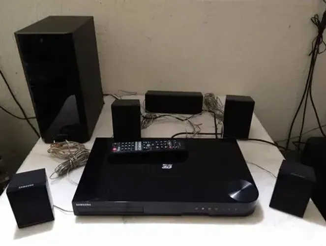 Home Theater Ht-f5505k/zd Blu-ray Samsung-/usado