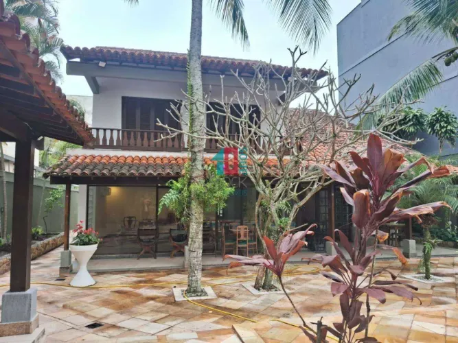 Recreio dos Bandeirantes | Casa de Rua 3 quartos, sendo 1 suite