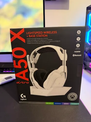 Headset Astro A50 X Logitech Lightspeed Wireless + Base Station (Branco)