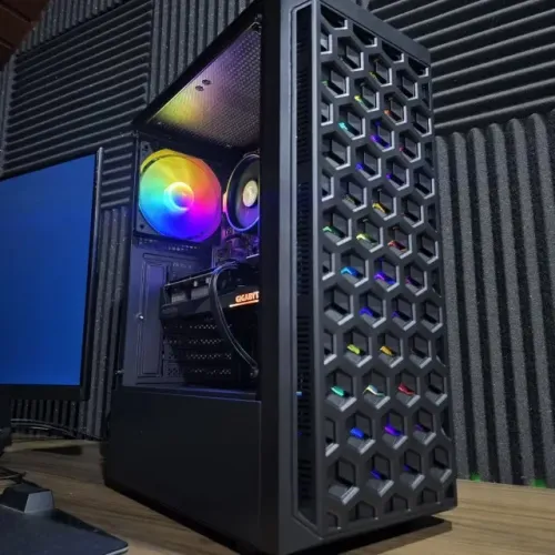 PC Gamer Ryzen 5 5500 + RX 7600 8GB + 16GB RAM + NVMe 512GB