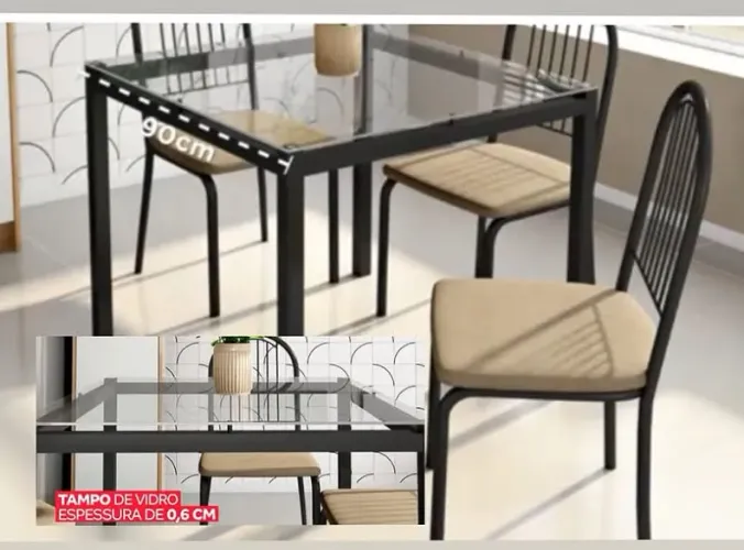 Mesa com 4 cadeiras tampo de vidro assento em courino