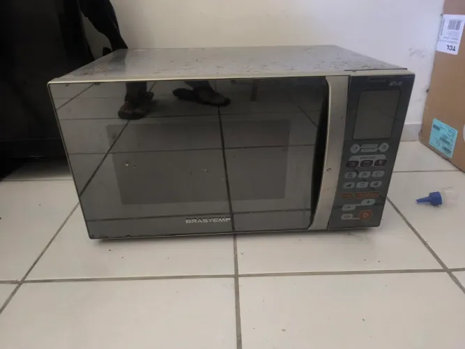 Vendo Microondas Brastemp Ative inox grill - 220v