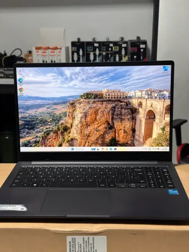 Notebook Samsung na caixa