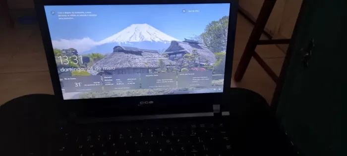 Notebook ótimo estado, funcionando perfeitamente 