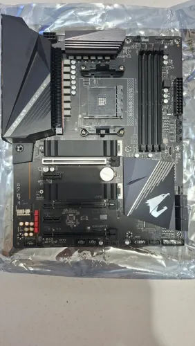 Placa Mãe Gigabyte B550 AORUS PRO V2