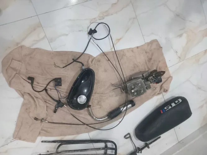 Motorizada 80cc e peças de motorizada