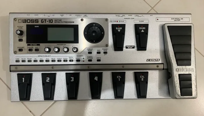 Boss GT-10