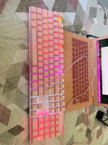 Teclado Rosa Orion Essential 