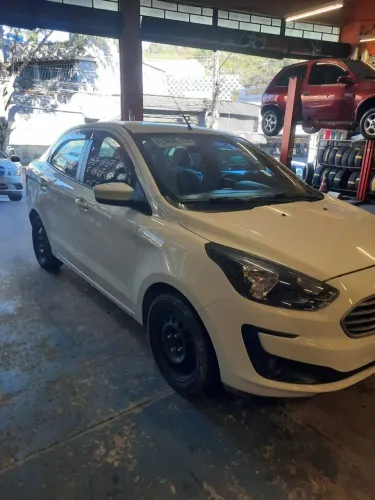 Ford KA 1.5 Sedan SE Plus 12V Flex 4P Mec. 2020
