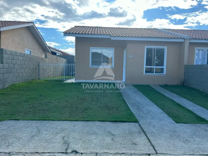Casa Condomínio em Ponta Grossa