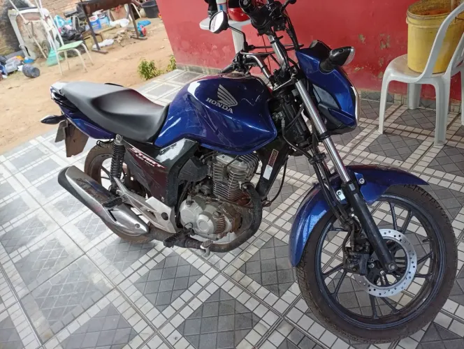 Moto 160