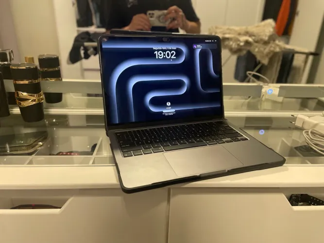 Mac air M2