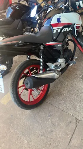 Titian 160 moto impecável boa em dias valor 15mil tabela 16.400