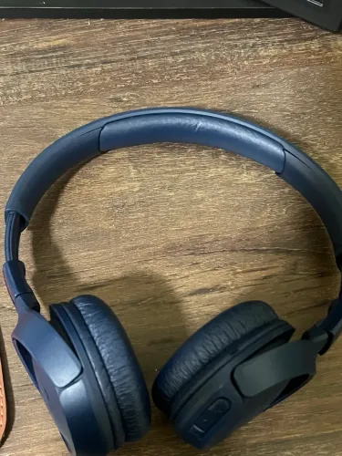 Fone JBL Tune Usado 3 Vezes