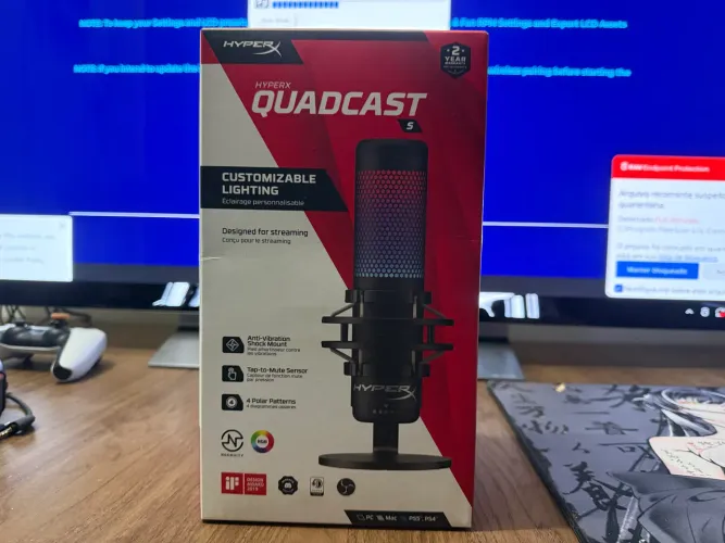 Microfone Gamer Hyper X QuadCast S Seminovo