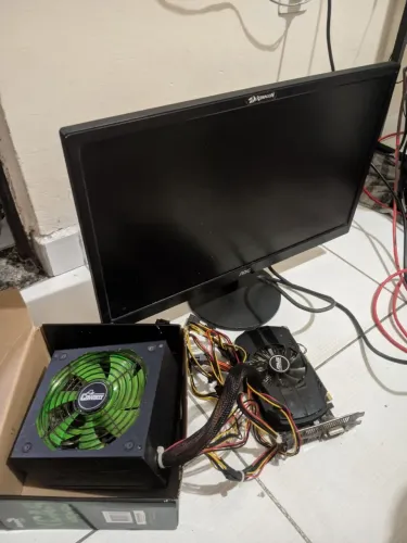 MONITOR + PLACA DE VÍDEO+ FONTE