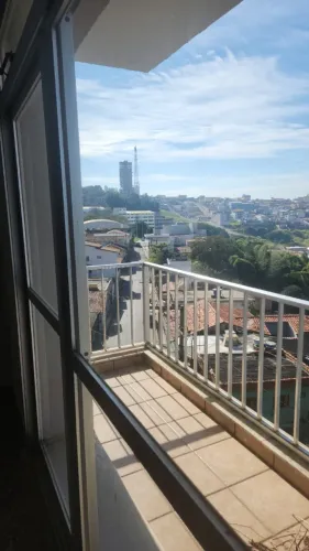 ALUGA-SE IMOVEL APARTAMENTO RESIDENCIAL