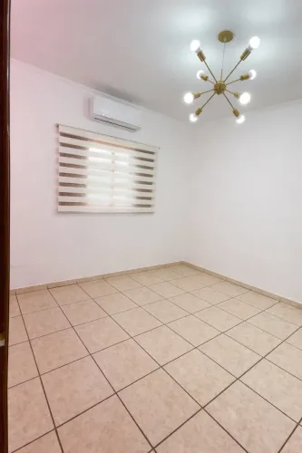 SALA COMERCIAL
