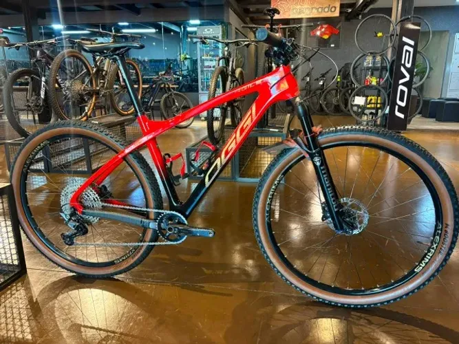 Bicicleta Seminova Agile Sport