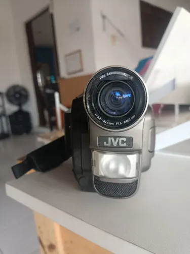 Filmadora JVC