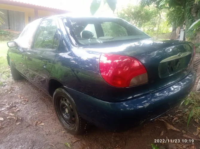 Sucata Ford Mondeo 97 para peças (Baixado)