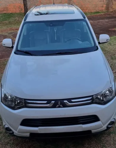 Mitsubishi Outlander 2.0 16V 160cv Aut. 2014