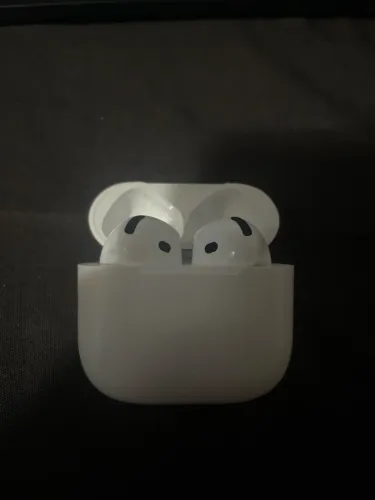 Air pods4