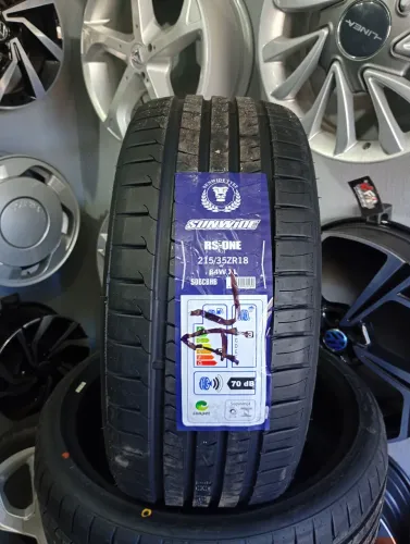 Pneu aro 18 215/35 R18 Gol Voyage