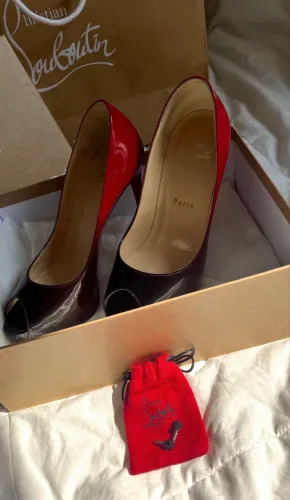 Solto Christian Louboutin Original