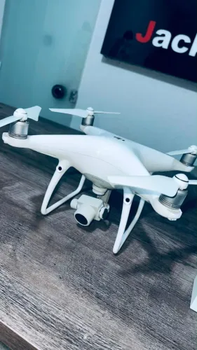DJI- Phanton