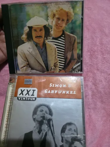  2 conjuntos de cd  Simone e Garfunkel