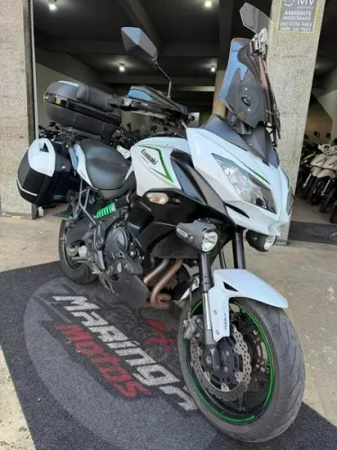 KAWASAKI VERSYS 650 TOURER 2018. EXCELENTE ESTADO DE CONSERVAÇAO.