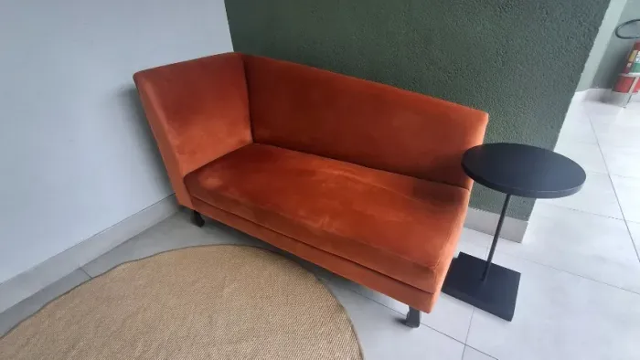 Sofá Divã Recamier | Elegante para Recepção ou Decoração