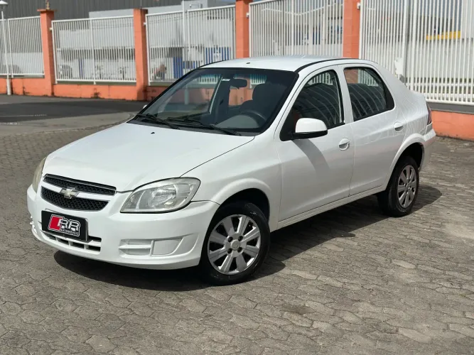Chevrolet Prisma Sed. Maxx/ LT 1.4 8V Econof. 4P 2012