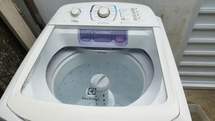 Máquina de lavar roupa 