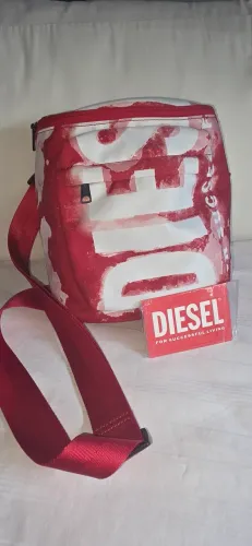 BAG DIESEL ÚNICA NA COR VERMELHA PARA PRONTA ENTREGA E GARANTIA DE LOJA