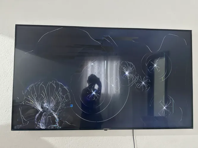 Smart Tv LG 65? polegadas moderna 