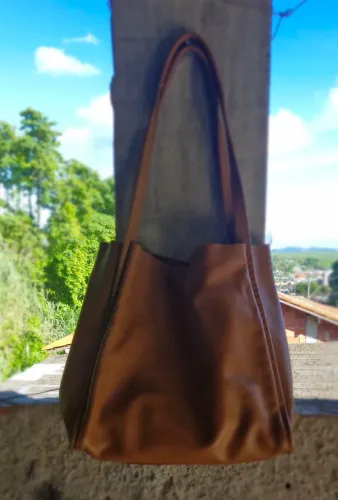 Bolsa Grande de Couro