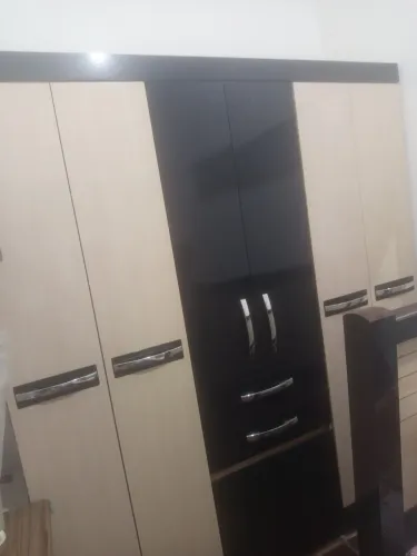 Guarda Roupa 7 portas